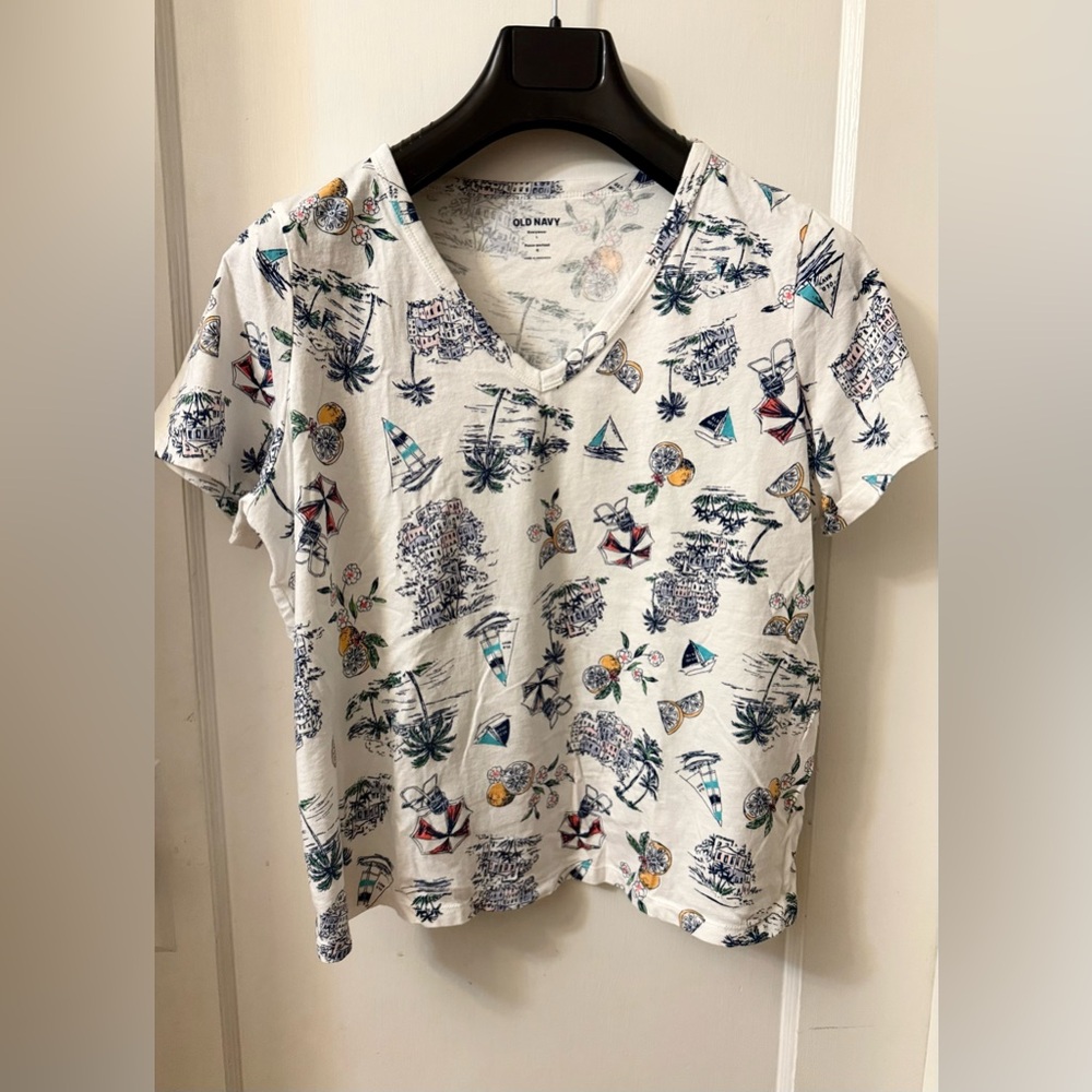 Old Navy White Tropical Print T-Shirt